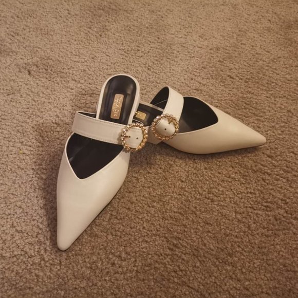Rachel Cox Shoes - Rachel Cox Sora 2cm Heel White Pumps with Crystal Buckle Size 5